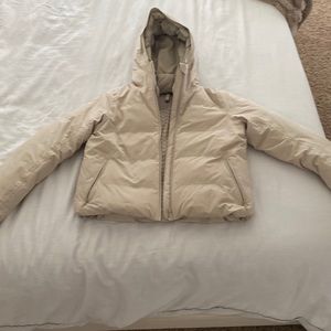 Lululemon Slush Hour Jacket in Trench. Size 6